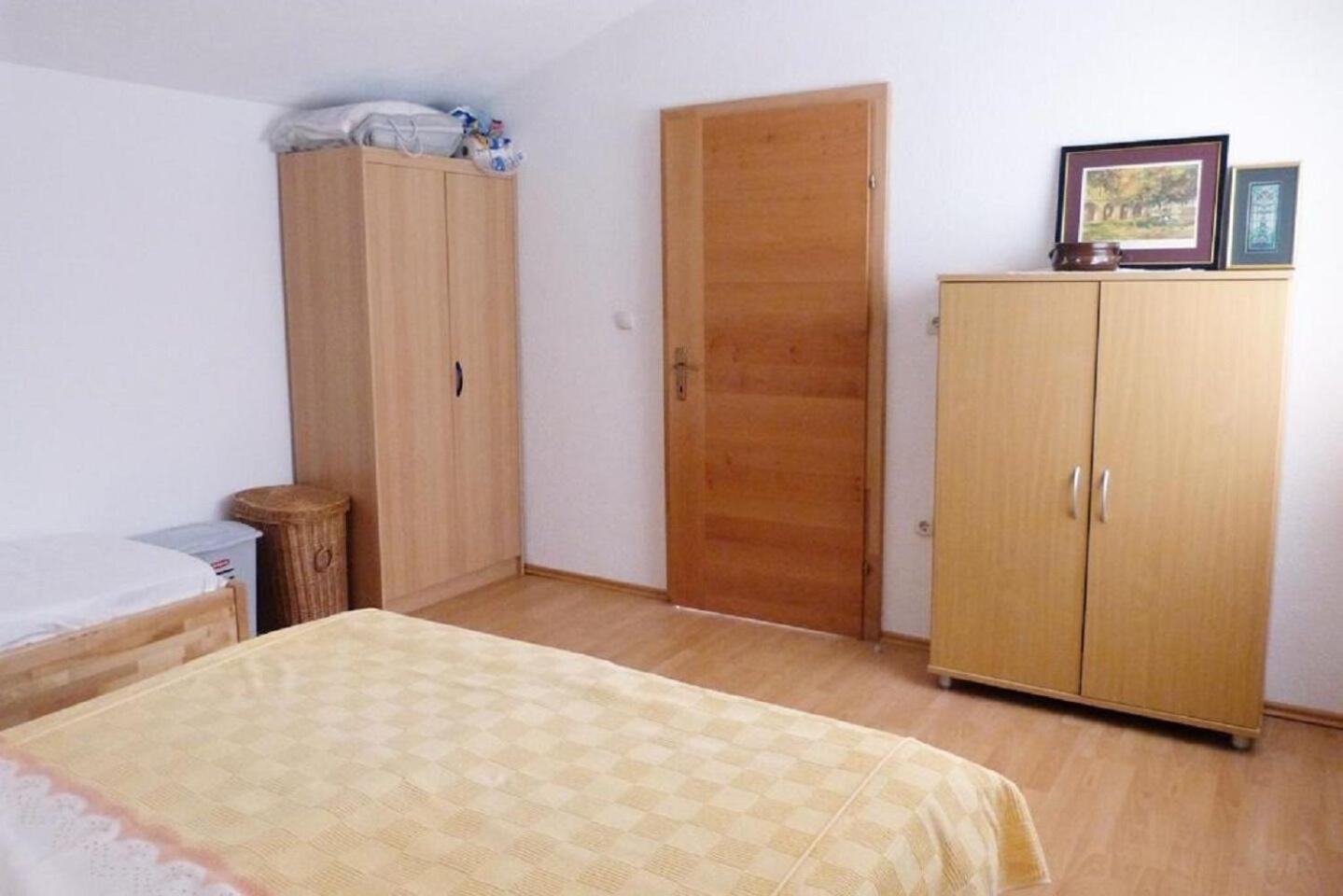Apartments Niko 피사크 외부 사진